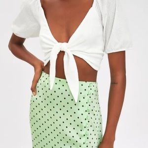 Too with knotted detail